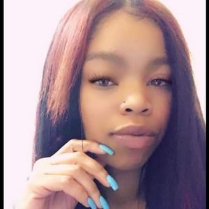 Meet your Posher, Iesha